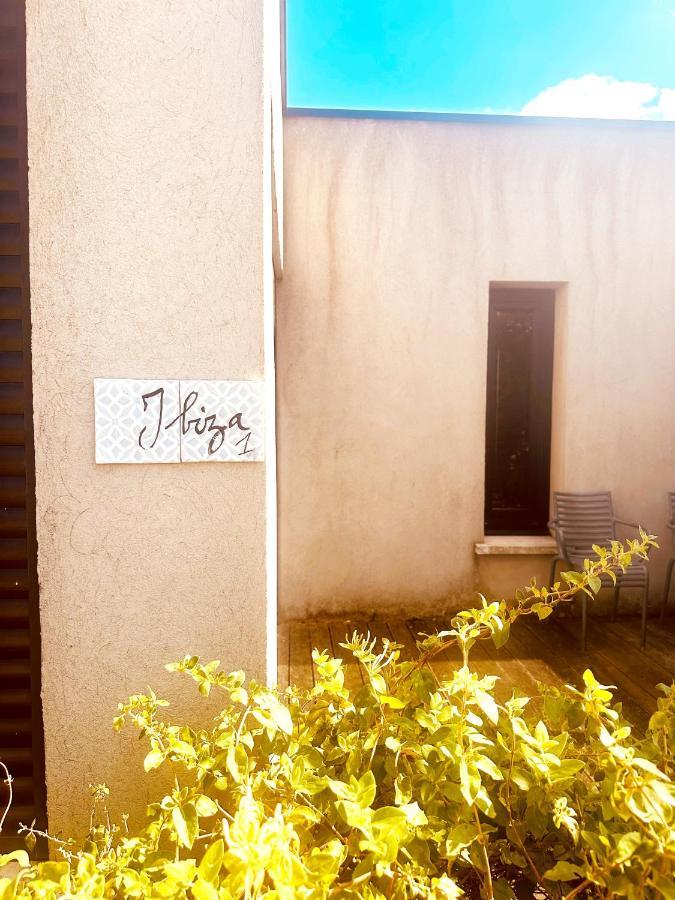 Apartamento Les Madones Nimes Exterior foto