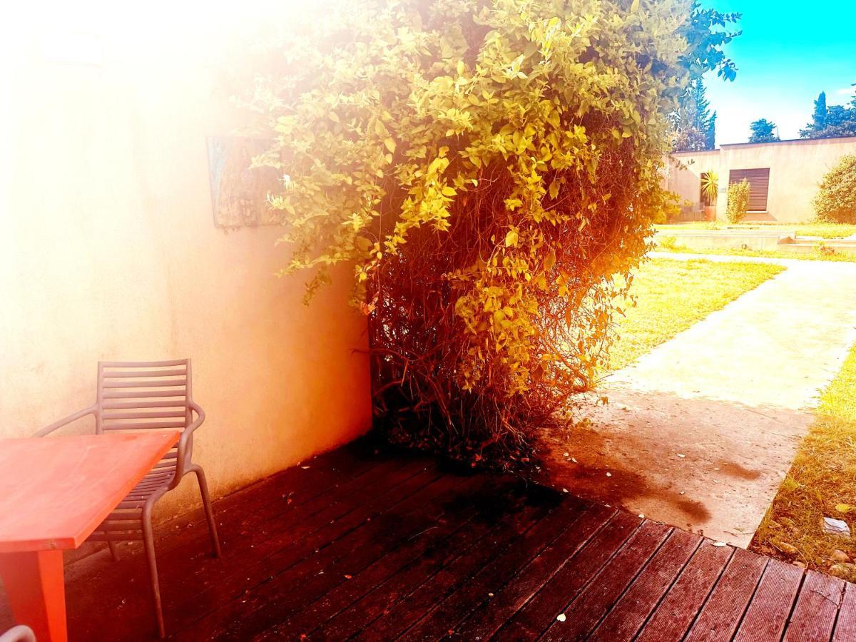 Apartamento Les Madones Nimes Exterior foto